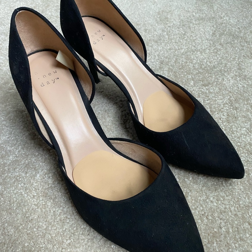 A New Day Women's Black Pointed Toe Heels